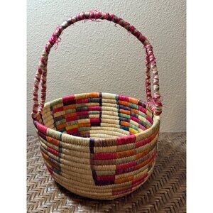 Handwoven Multicolored Straw Basket With Handle - Vibrant Patterned Design